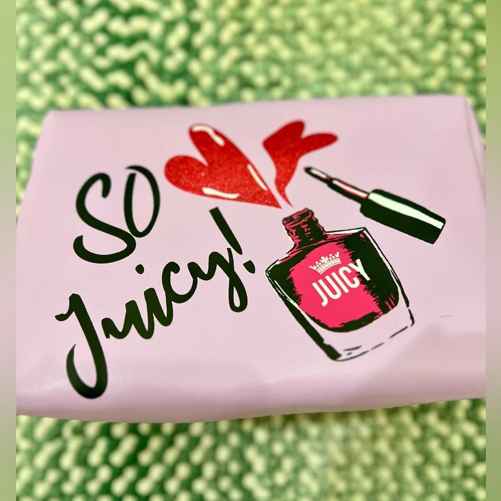 🆕 Juicy Couture Cosmetic Bag With So Juicy! Nail Polish Graphic 💜